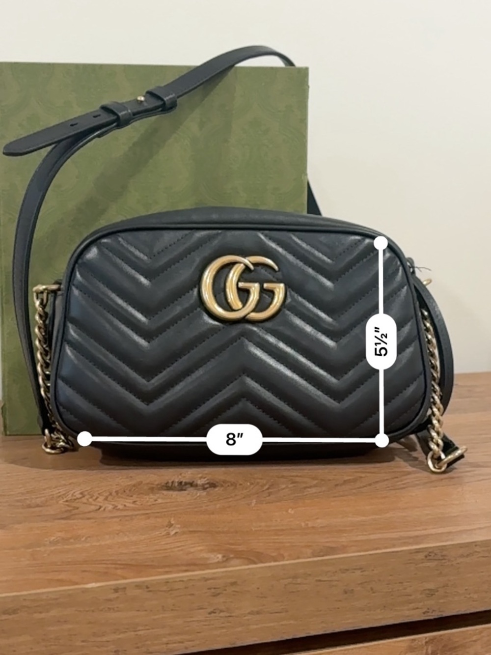 Gucci Black Chevron Leather Small Camera Bag with Gold Double G - Picture 6 of 9